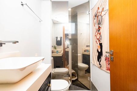 Apartamento à venda com 69m², 2 quartos e 1 vagaBanheiro Social