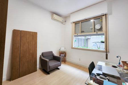 Apartamento à venda com 107m², 3 quartos e 1 vaga Apartamento à venda com 107m², 3 quartos e 1 vagaQuarto 1