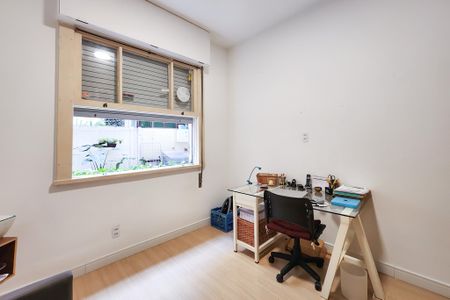 Apartamento à venda com 107m², 3 quartos e 1 vaga Apartamento à venda com 107m², 3 quartos e 1 vagaQuarto 1