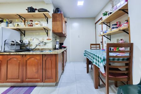 Apartamento à venda com 107m², 3 quartos e 1 vaga Apartamento à venda com 107m², 3 quartos e 1 vagaCozinha