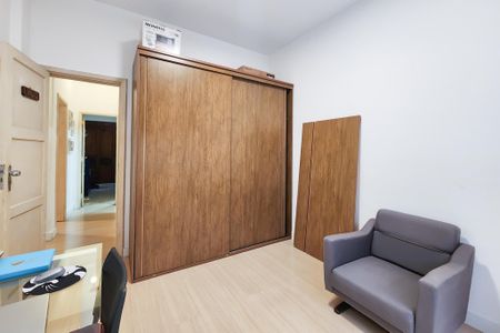 Apartamento à venda com 107m², 3 quartos e 1 vaga Apartamento à venda com 107m², 3 quartos e 1 vagaQuarto 1