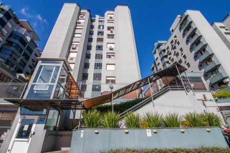 Apartamento à venda com 46m², 1 quarto e 1 vaga Apartamento à venda com 46m², 1 quarto e 1 vagaFachada