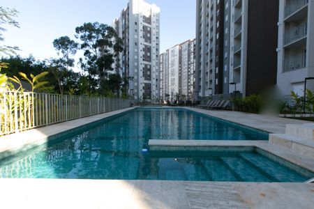Apartamento à venda com 36m², 2 quartos e sem vaga Apartamento à venda com 36m², 2 quartos e sem vagaÁrea comum - Piscina