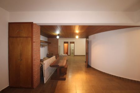 Casa à venda com 332m², 5 quartos e 7 vagasGaragem