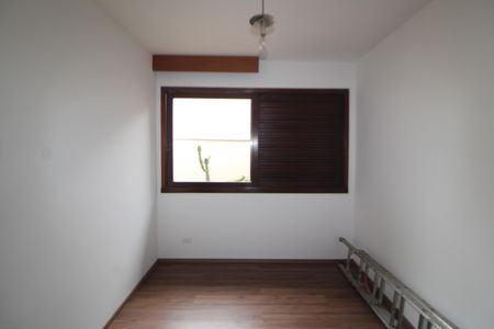 Casa à venda com 332m², 5 quartos e 7 vagasSuíte 2