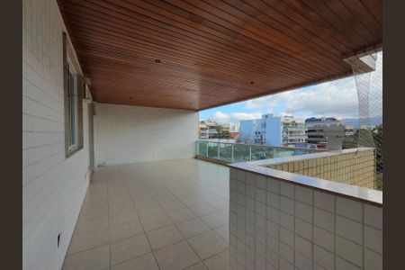 Apartamento à venda com 100m², 3 quartos e 3 vagasVaranda