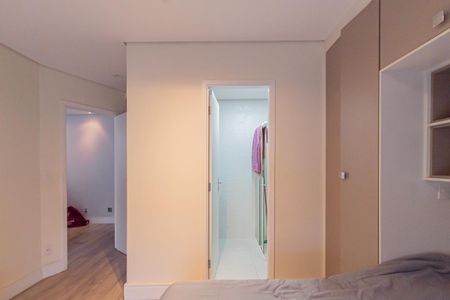 Casa à venda com 900m², 5 quartos e 7 vagas Casa à venda com 900m², 5 quartos e 7 vagasSuite 1