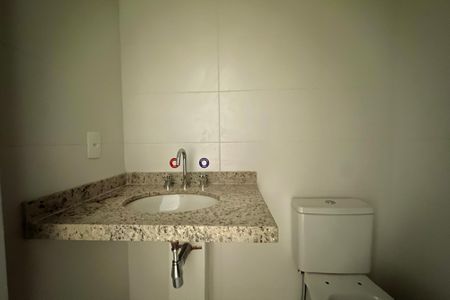 Studio à venda com 40m², 1 quarto e sem vaga Studio à venda com 40m², 1 quarto e sem vagaBanheiro