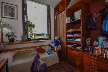 Casa à venda com 276m², 3 quartos e 2 vagas