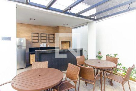 Apartamento para alugar com 32m², 2 quartos e sem vaga Apartamento para alugar com 32m², 2 quartos e sem vagaÁrea comum - Churrasqueira