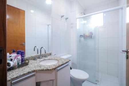 Apartamento à venda com 97m², 3 quartos e 2 vagas Apartamento à venda com 97m², 3 quartos e 2 vagasBanheiro
