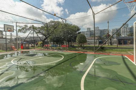 Apartamento à venda com 65m², 2 quartos e sem vagaQuadra Esportiva