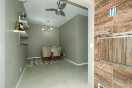 Apartamento à venda com 65m², 2 quartos e sem vagaSala