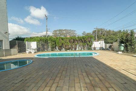 Apartamento à venda com 65m², 2 quartos e sem vagaÁrea comum - Piscina