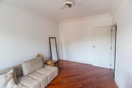 Casa de condomínio para alugar com 268m², 3 quartos e 3 vagasSala