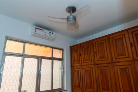 Apartamento à venda com 198m², 3 quartos e 5 vagasQuarto 1