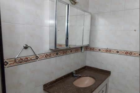 Apartamento à venda com 198m², 3 quartos e 5 vagasBanheiro