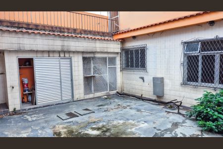 Apartamento à venda com 198m², 3 quartos e 5 vagasQuintal