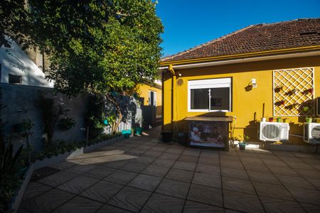 Casa à venda com 147m², 2 quartos e 2 vagas Casa à venda com 147m², 2 quartos e 2 vagasÁrea comum