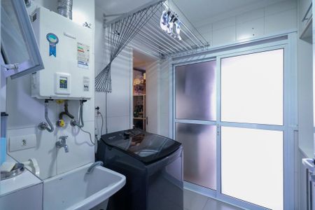 Apartamento à venda com 107m², 3 quartos e 2 vagas Apartamento à venda com 107m², 3 quartos e 2 vagasÁrea de Serviço