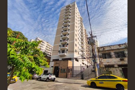 Apartamento à venda com 57m², 2 quartos e 1 vaga Apartamento à venda com 57m², 2 quartos e 1 vagaFachada