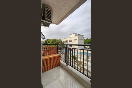Apartamento à venda com 57m², 2 quartos e 1 vaga Apartamento à venda com 57m², 2 quartos e 1 vagaVaranda da Sala