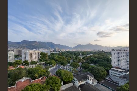 Apartamento à venda com 57m², 2 quartos e 1 vaga Apartamento à venda com 57m², 2 quartos e 1 vagaVista do Terraço