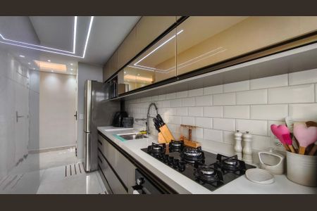 Apartamento à venda com 57m², 2 quartos e 1 vaga Apartamento à venda com 57m², 2 quartos e 1 vagaCozinha e Área de Serviço