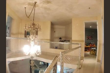 Casa à venda com 120m², 5 quartos e 1 vaga