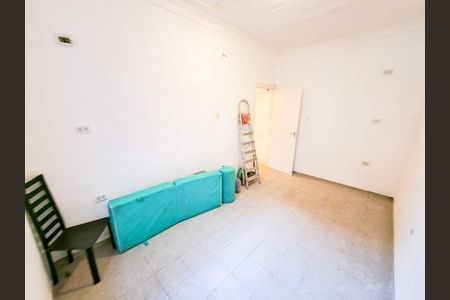 Casa à venda com 211m², 5 quartos e sem vaga