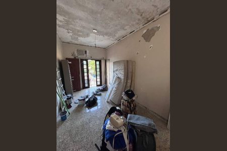 Casa à venda com 150m², 4 quartos e 3 vagas