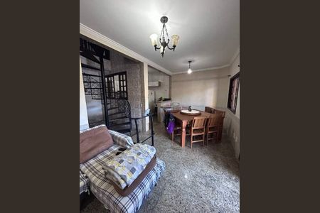 Casa à venda com 150m², 4 quartos e 3 vagas