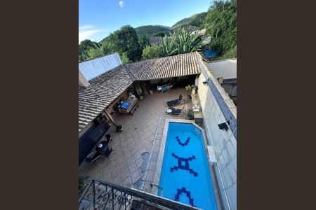 Casa à venda com 150m², 4 quartos e 3 vagas