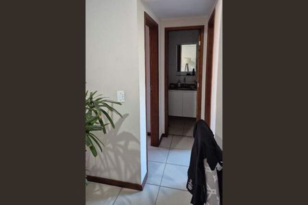 Apartamento à venda com 74m², 2 quartos e 1 vaga