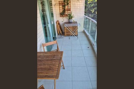 Apartamento à venda com 74m², 2 quartos e 1 vaga