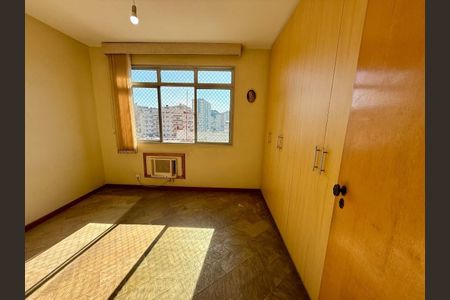 Apartamento à venda com 102m², 3 quartos e 1 vaga
