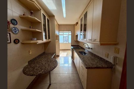 Apartamento à venda com 102m², 3 quartos e 1 vaga