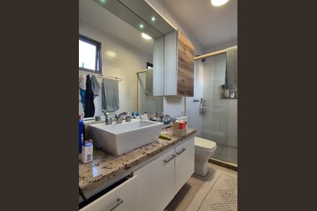 Apartamento à venda com 357m², 5 quartos e 3 vagasBanheiro da Suíte 3