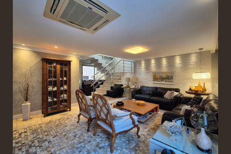 Apartamento à venda com 357m², 5 quartos e 3 vagasSala