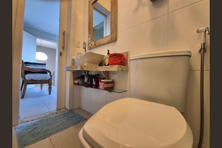 Apartamento à venda com 357m², 5 quartos e 3 vagasBanheiro social