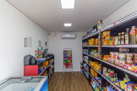 Apartamento à venda com 45m², 2 quartos e 1 vagaÁrea Comum - Mini Mercado  