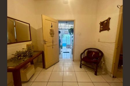 Casa à venda com 102m², 2 quartos e sem vaga