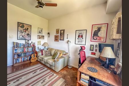 Apartamento à venda com 213m², 4 quartos e sem vagaQuarto 2