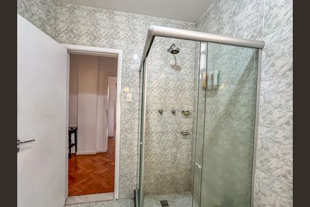 Apartamento à venda com 213m², 4 quartos e sem vagaBanheiro Social