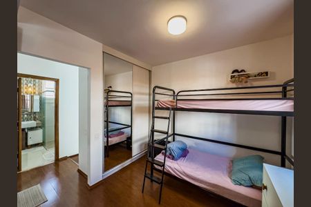 Casa de condomínio à venda com 99m², 2 quartos e 2 vagas