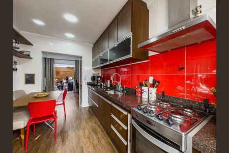 Casa de condomínio à venda com 99m², 2 quartos e 2 vagas