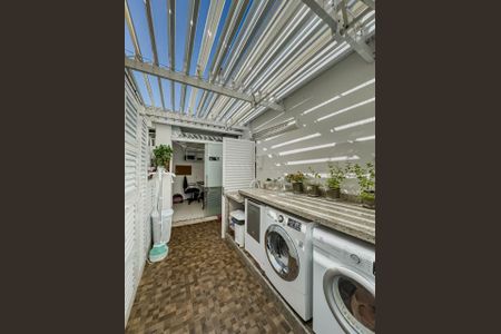 Casa de condomínio à venda com 99m², 2 quartos e 2 vagas