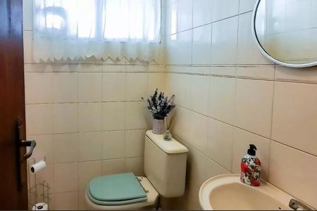 Casa à venda com 313m², 4 quartos e 6 vagas