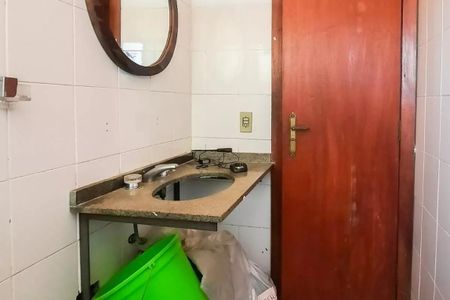 Casa à venda com 313m², 4 quartos e 6 vagas