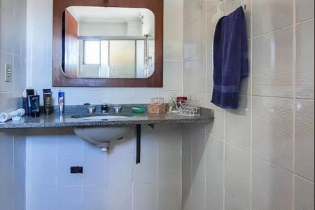 Casa à venda com 313m², 4 quartos e 6 vagas